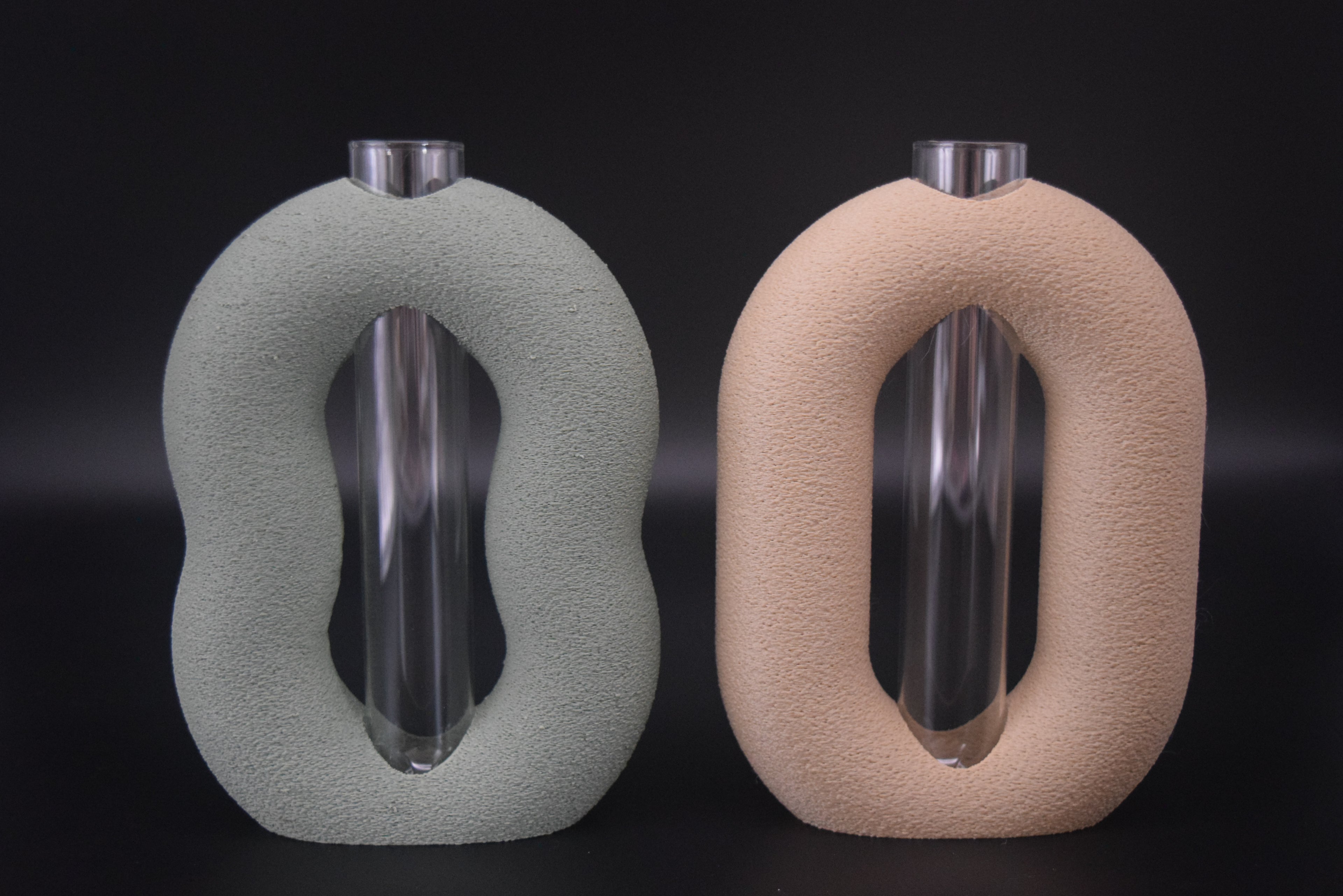 OVALINEO vases
